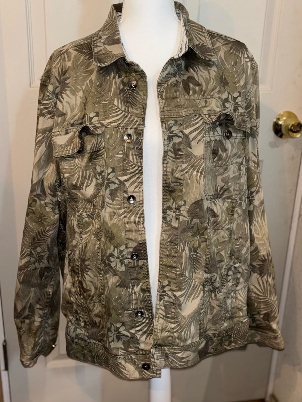 Tommy Bahama Olive Green Tropical Print Jean Jacket